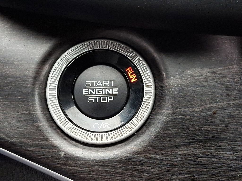 Used 2022 Jeep Grand Cherokee Limited 4xe image 31