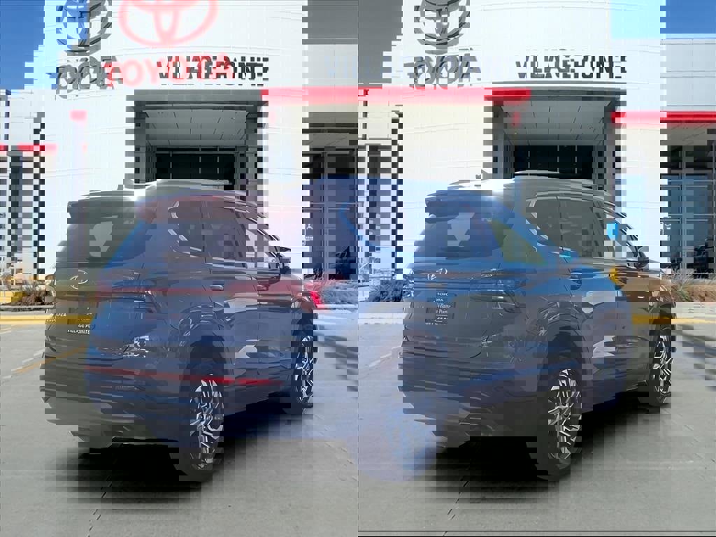 Used 2023 Hyundai Santa Fe SEL image 7