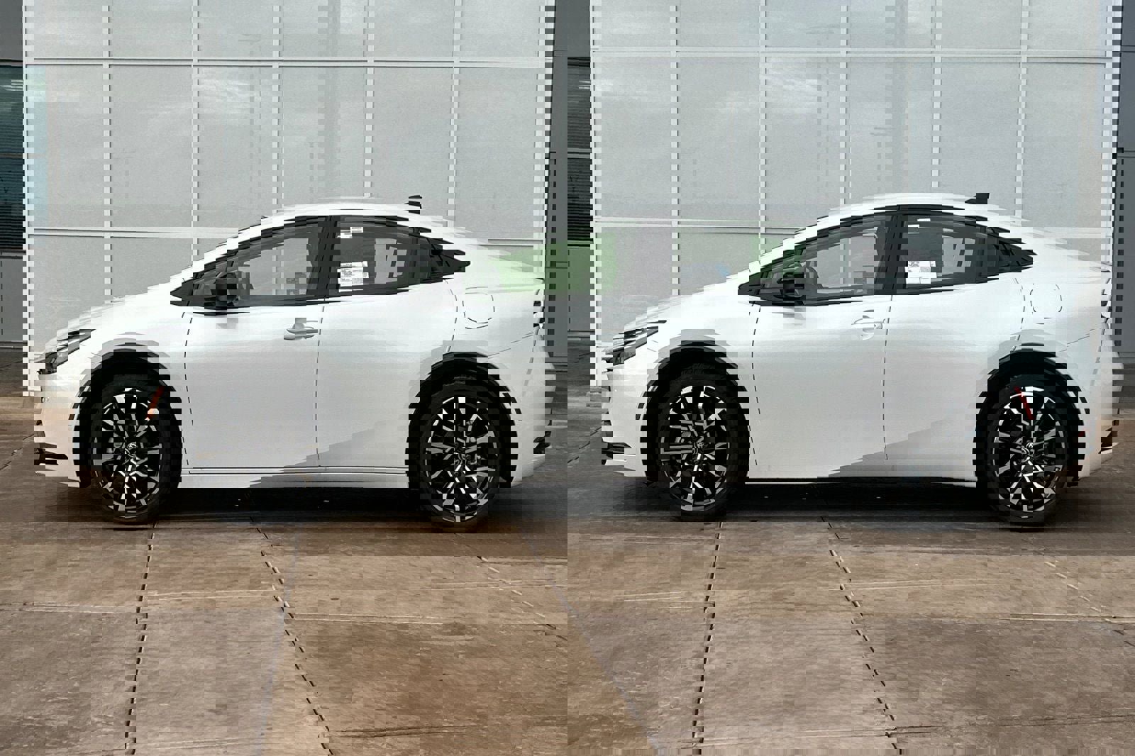 New 2026 Toyota Prius Plug-In Hybrid image 7