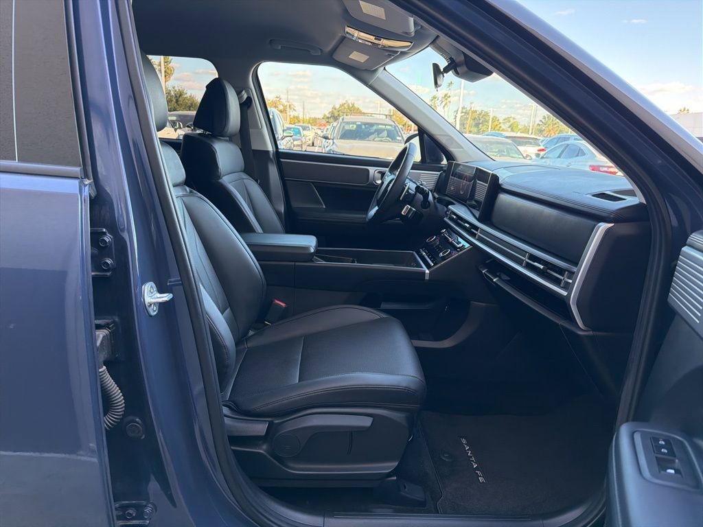 Used 2025 Hyundai Santa Fe SEL image 35