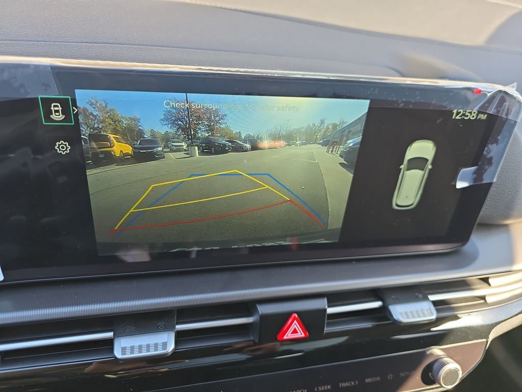 New 2026 Kia Sportage EX w/ EX Panorama Roof Package image 8