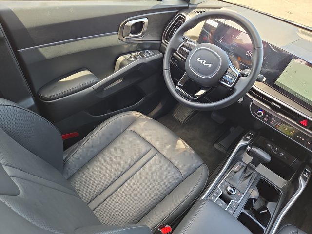 Certified 2025 Kia Sorento X-Line EX AWD/4WD image 35