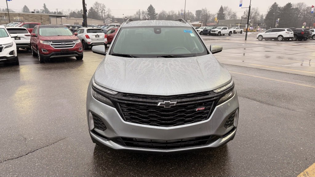 Used 2024 Chevrolet Equinox RS image 3