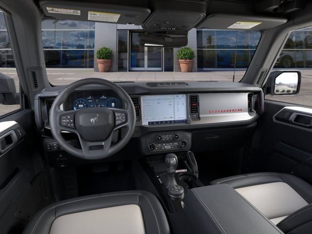 New 2026 Ford Bronco Outer Banks w/ Sasquatch Package AWD/4WD image 10