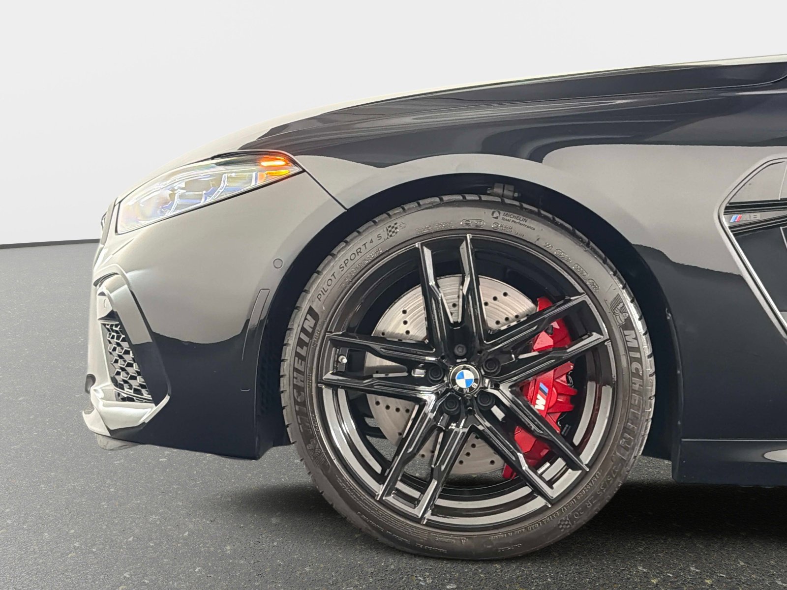 Used 2025 BMW M8 Competition AWD/4WD image 17