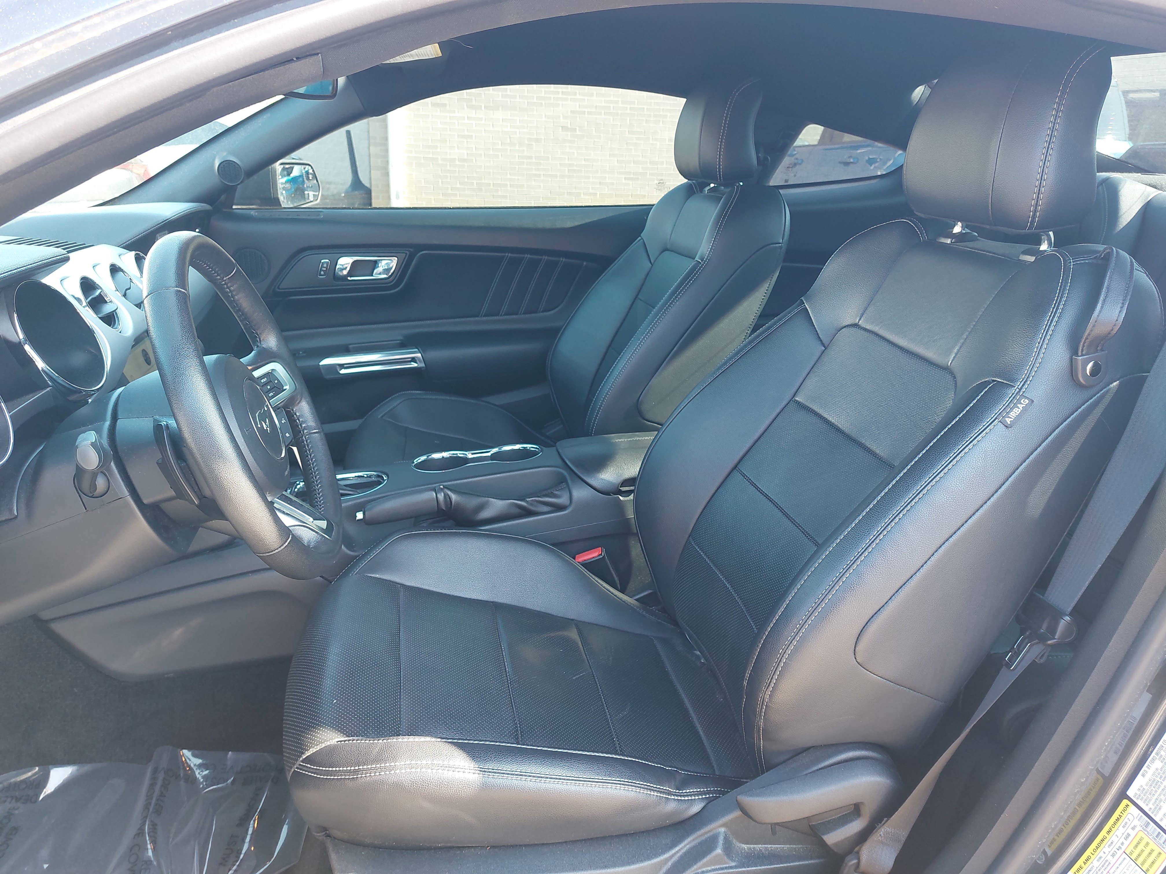 Used 2017 Ford Mustang GT Premium w/ Black Accent Package RWD image 15