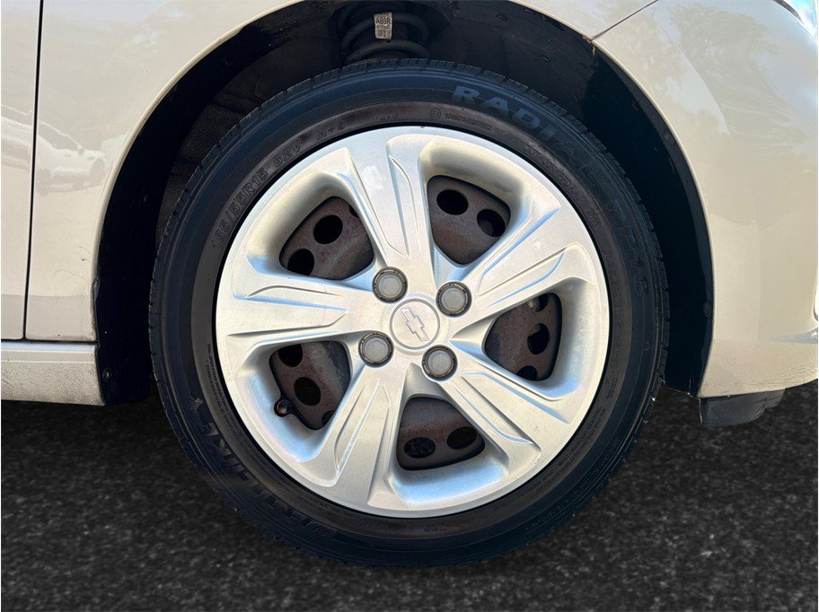 Used 2019 Chevrolet Spark LS FWD image 12