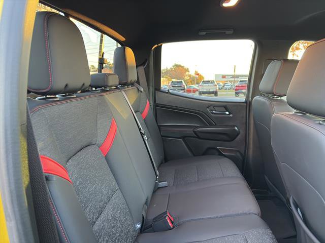 Used 2023 Chevrolet Colorado Z71 w/ Z71 Convenience Package 2 image 10