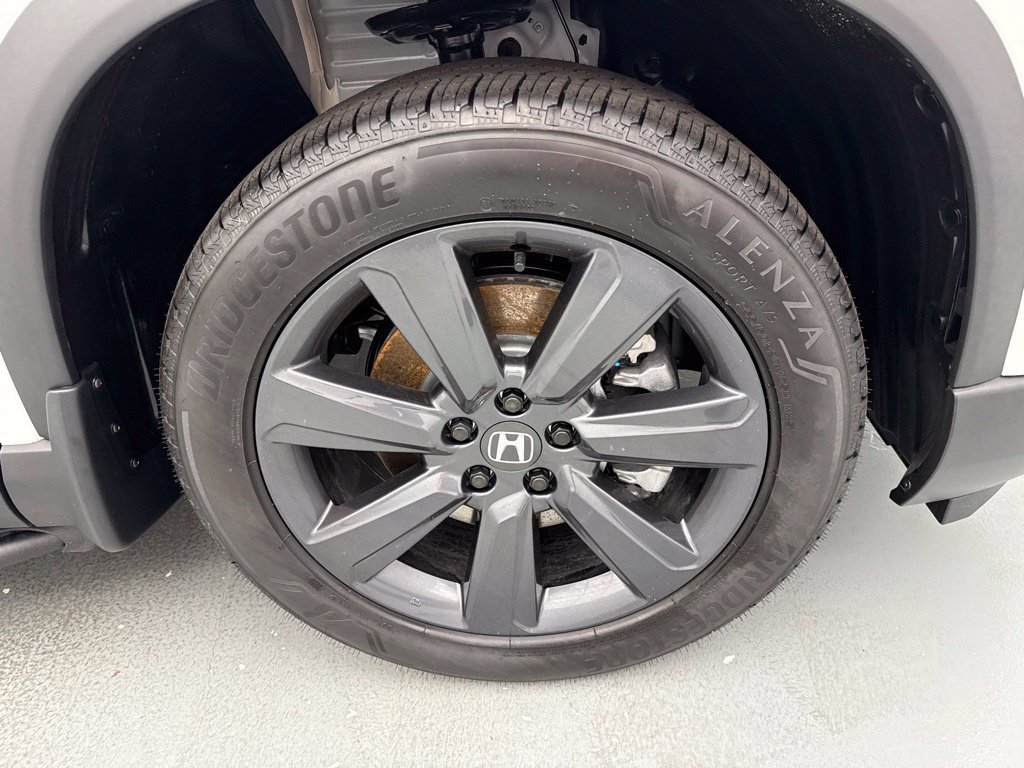 New 2026 Honda Pilot Sport image 13
