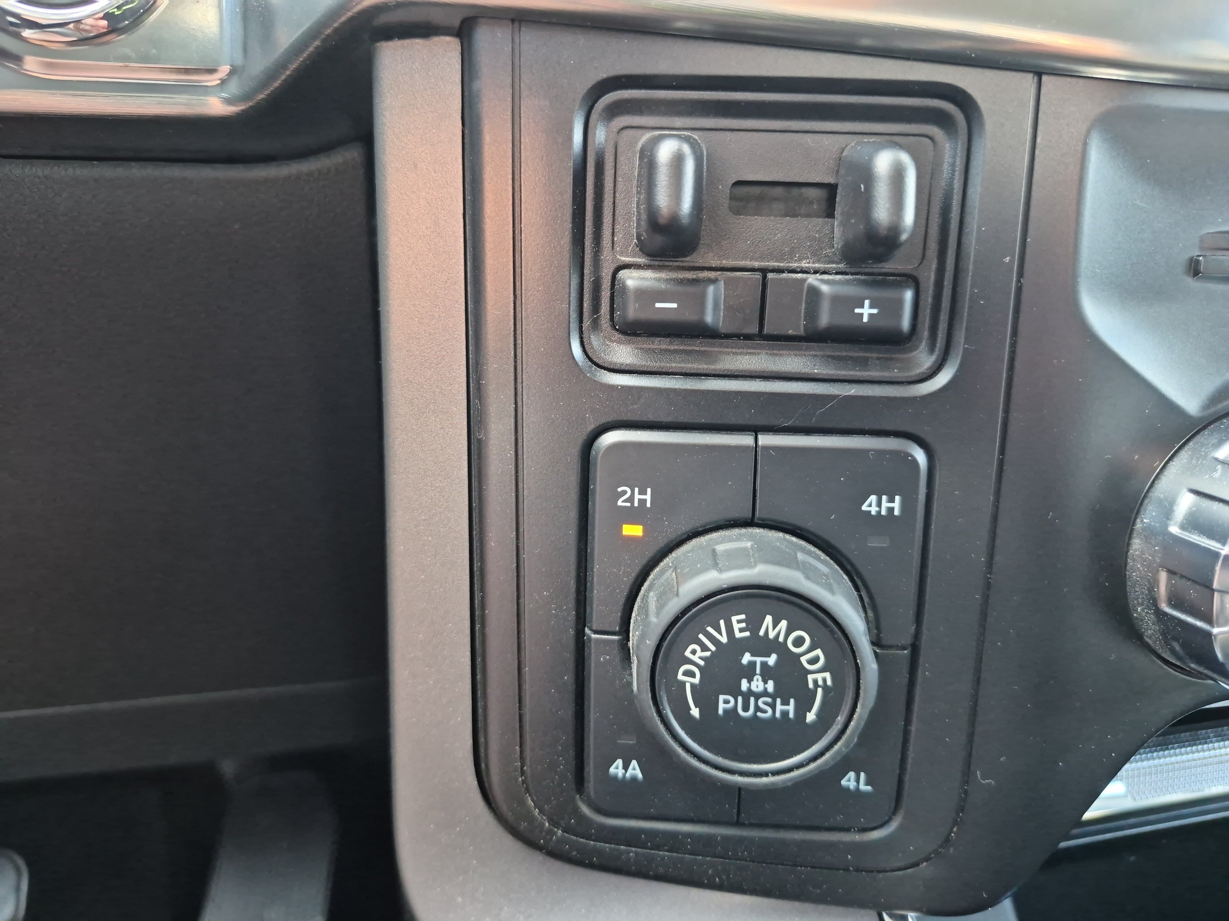 Used 2021 Ford F150 Lariat w/ Equipment Group 502A High AWD/4WD image 22