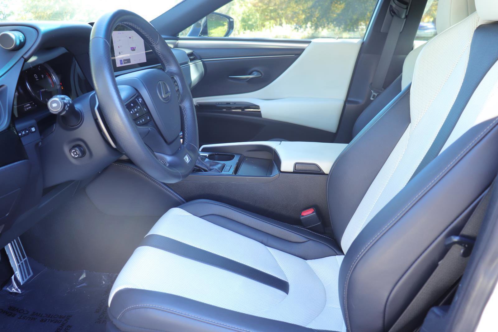 Used 2023 Lexus ES 350 F Sport image 15