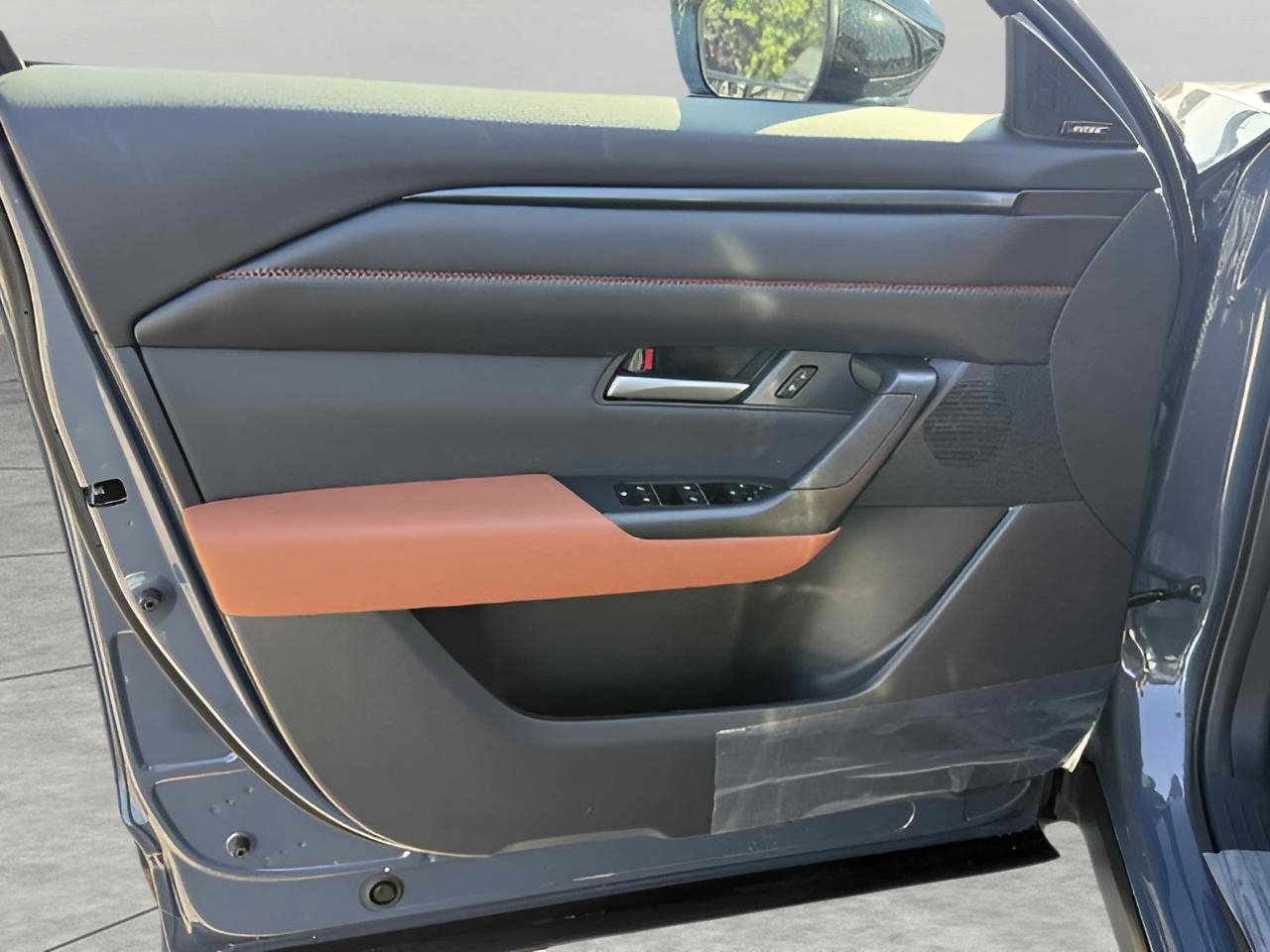 New 2025 MAZDA CX-50 AWD 2.5 Turbo w/ Weather Package image 9