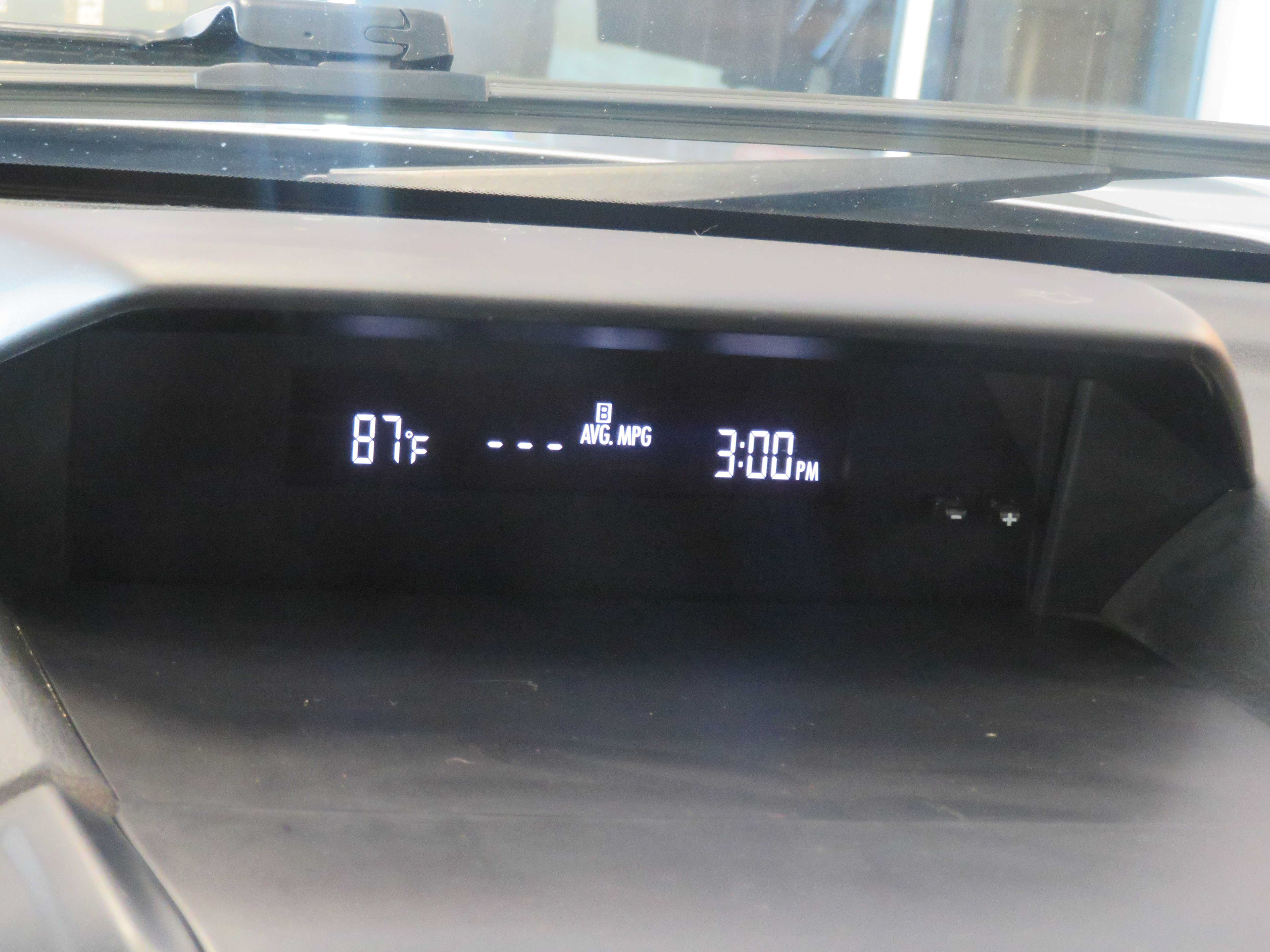 Used 2023 Subaru Forester Premium AWD/4WD image 36