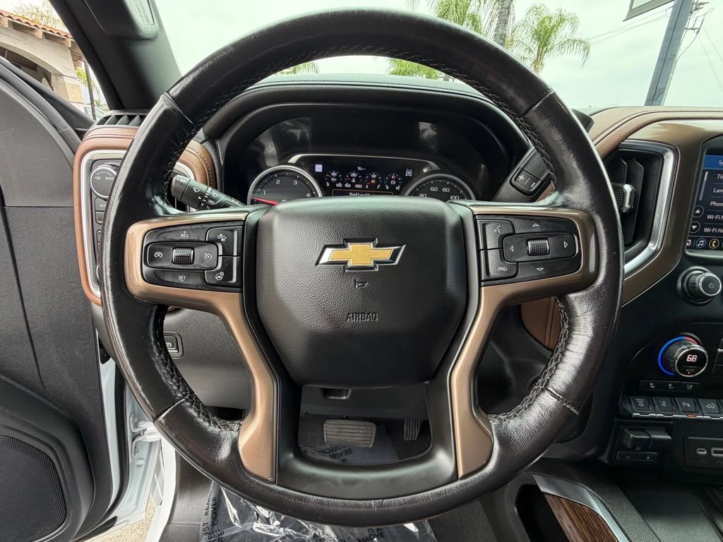 Used 2021 Chevrolet Silverado 3500 High Country w/ Technology Package AWD/4WD image 26