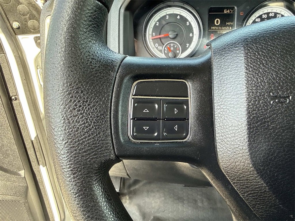 Used 2014 RAM 2500 Tradesman w/ Power & Remote Entry Group image 14