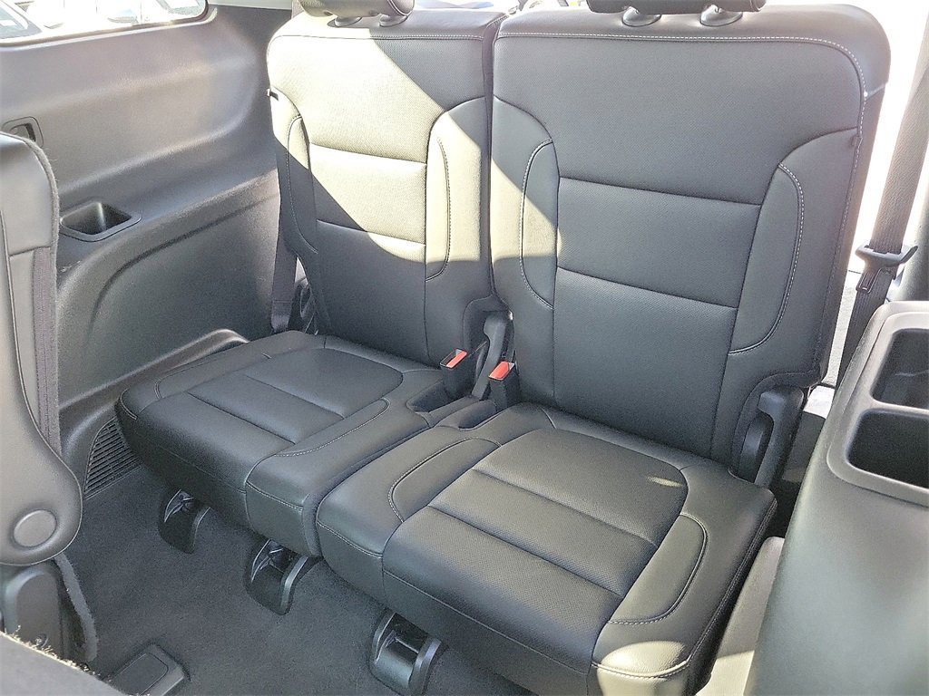 Used 2023 GMC Acadia SLT image 23