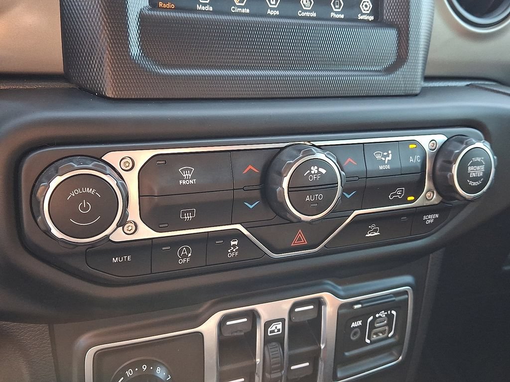 Used 2021 Jeep Gladiator Sport AWD/4WD image 15