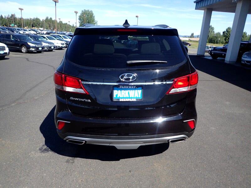 Used 2017 Hyundai Santa Fe SE image 4