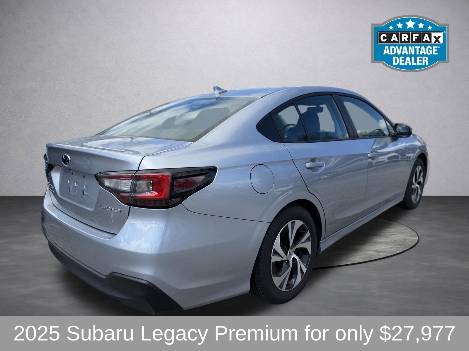 Used 2025 Subaru Legacy Premium image 6