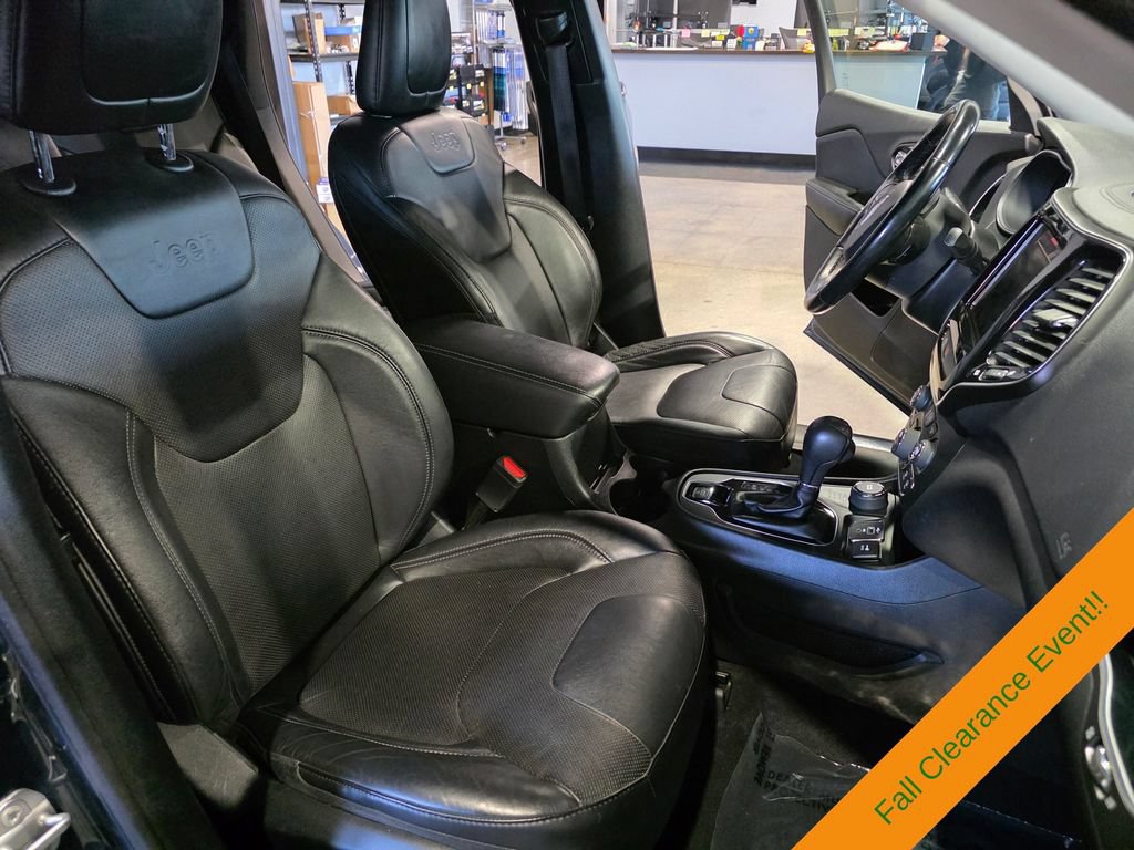 Used 2020 Jeep Cherokee Limited AWD/4WD image 19