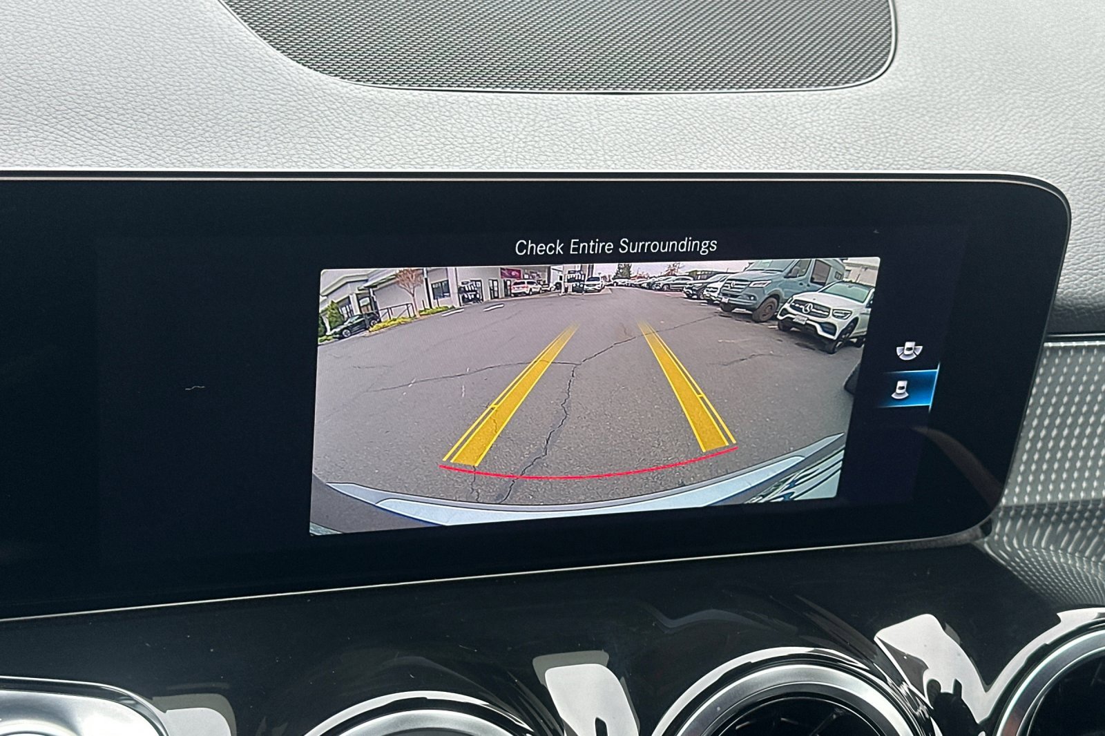 Certified 2022 Mercedes-Benz GLB 250 4MATIC image 19