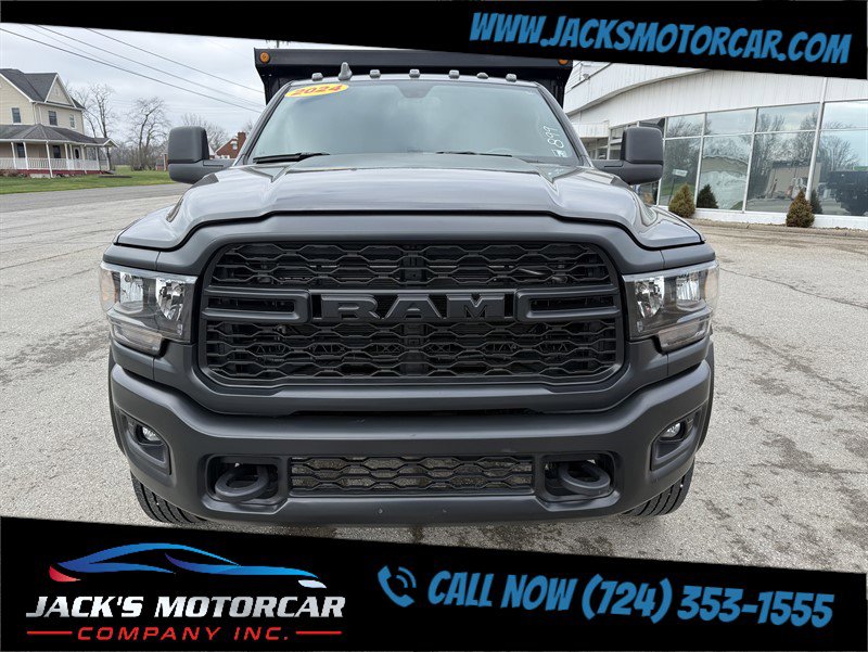 Used 2024 RAM 5500 Tradesman image 3