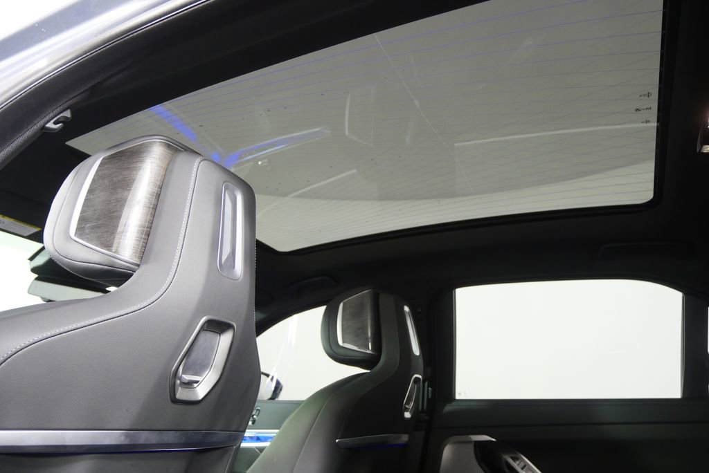 Certified 2025 BMW i7 eDrive50 image 17