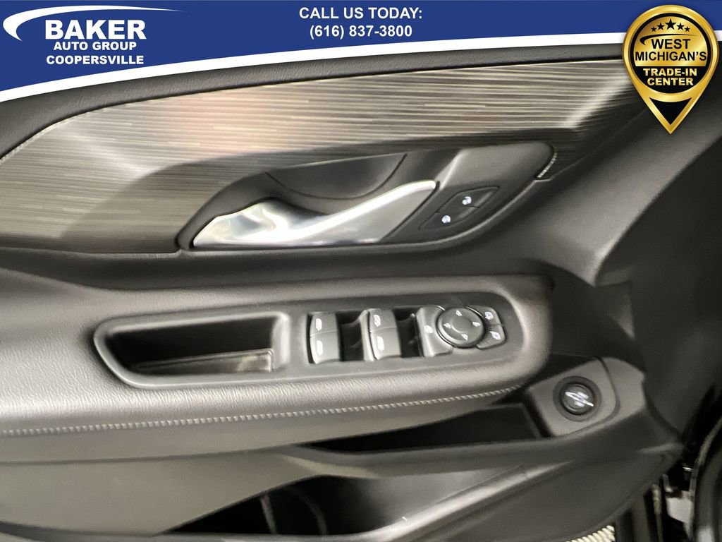 Used 2022 GMC Terrain SLE w/ Driver Convenience Package image 24