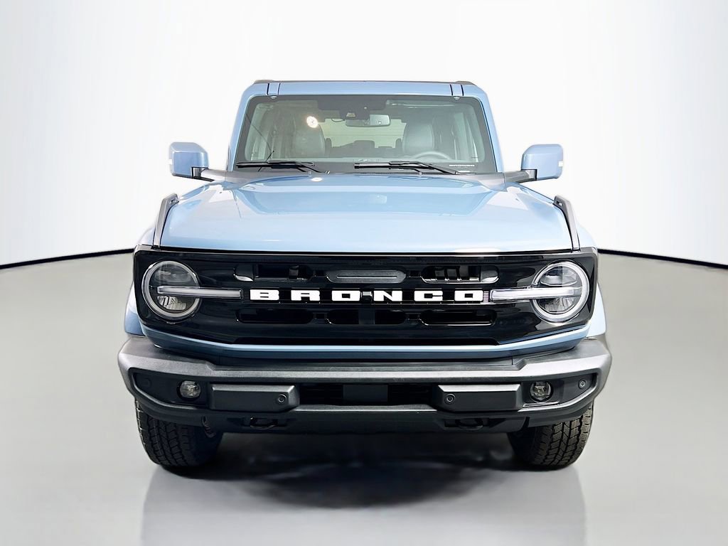 New 2025 Ford Bronco Outer Banks image 4