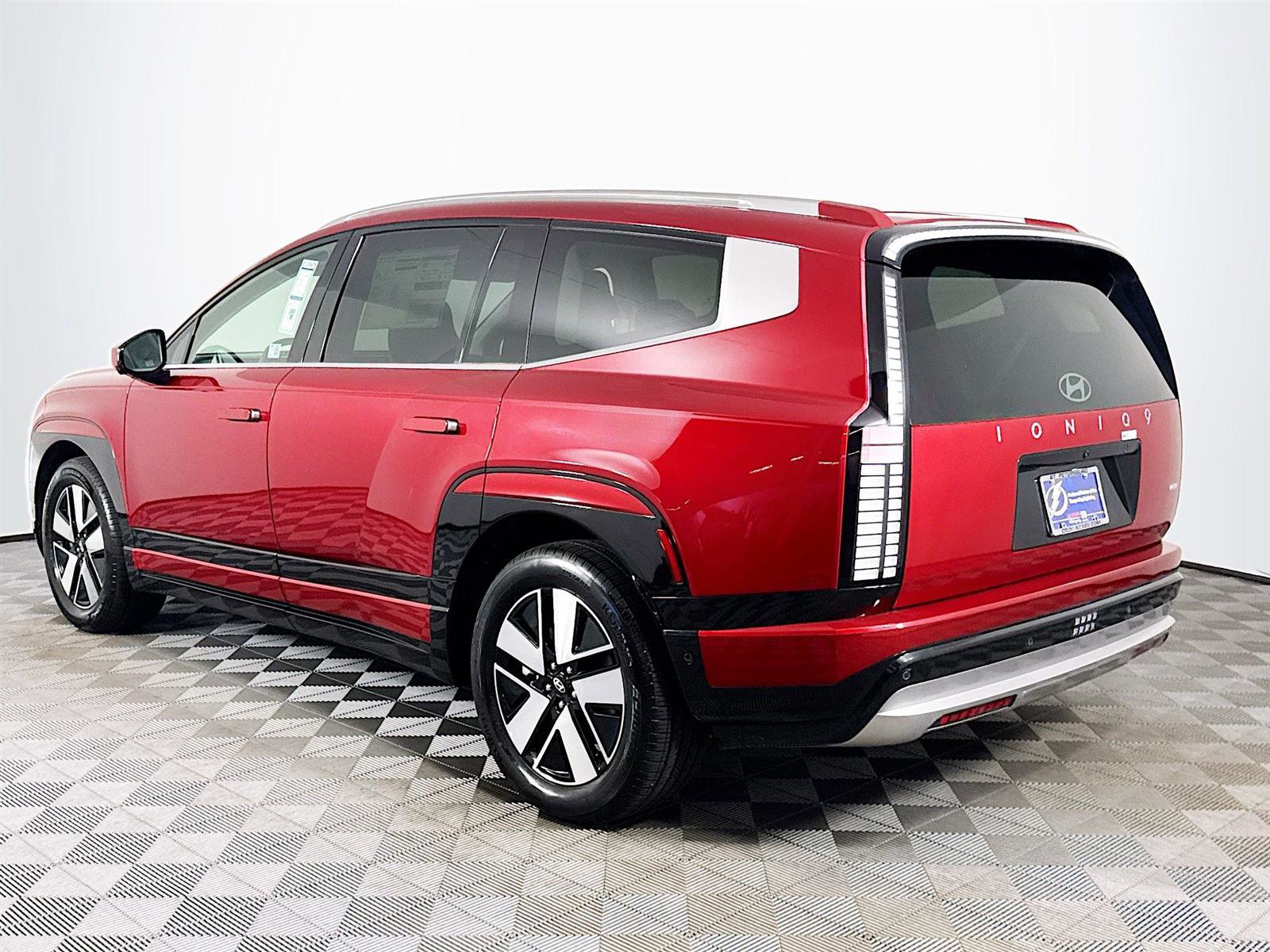 New 2026 Hyundai Ioniq 9 SEL image 5