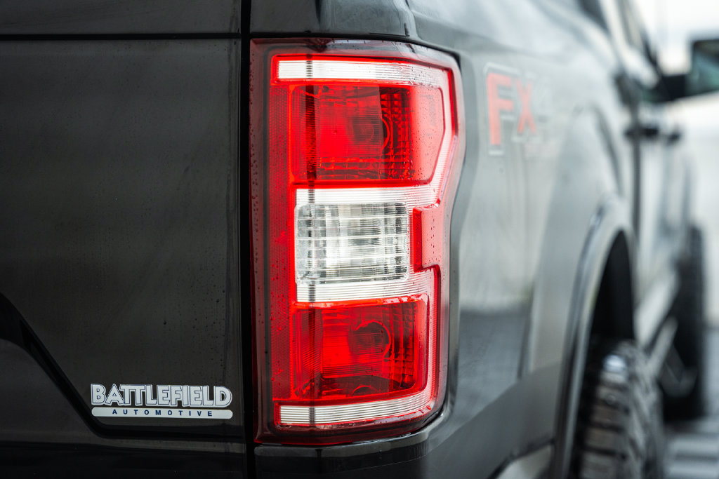 Used 2018 Ford F150 XLT w/ Equipment Group 302A Luxury AWD/4WD image 8