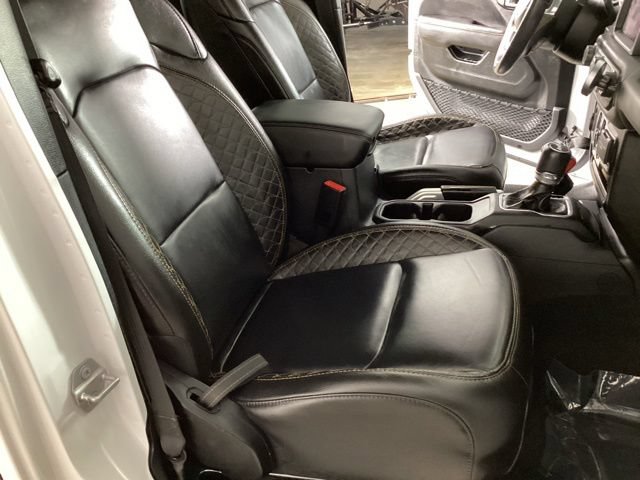 Used 2021 Jeep Wrangler Unlimited Sahara AWD/4WD image 20