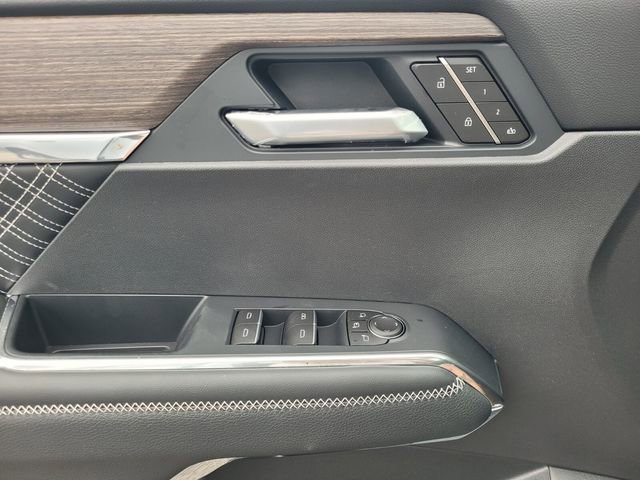 New 2026 GMC Acadia Denali w/ Super Cruise Package image 23