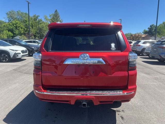 Used 2018 Toyota 4Runner Limited AWD/4WD image 4