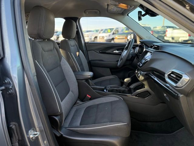 Used 2022 Chevrolet TrailBlazer LT w/ Convenience Package image 14