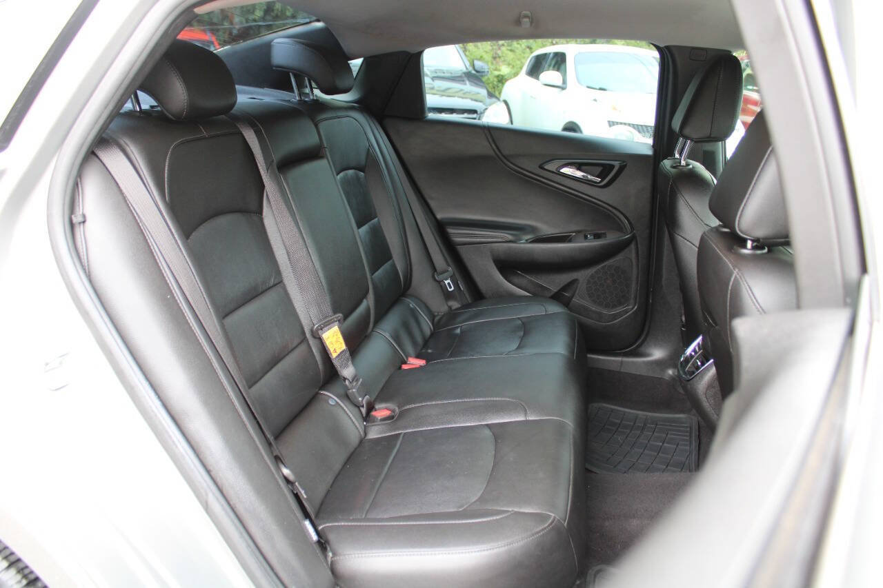 Used 2017 Chevrolet Malibu LT w/ Leather Package FWD image 28
