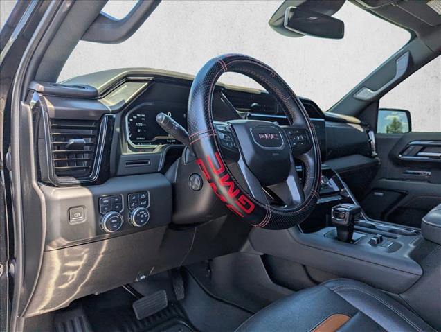 Used 2023 GMC Sierra 1500 AT4 AWD/4WD image 12