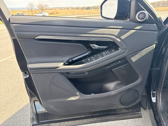 Used 2021 Land Rover Range Rover Evoque SE image 25