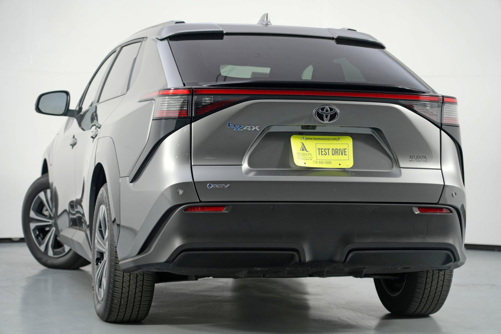 Used 2024 Toyota bZ4X XLE image 3