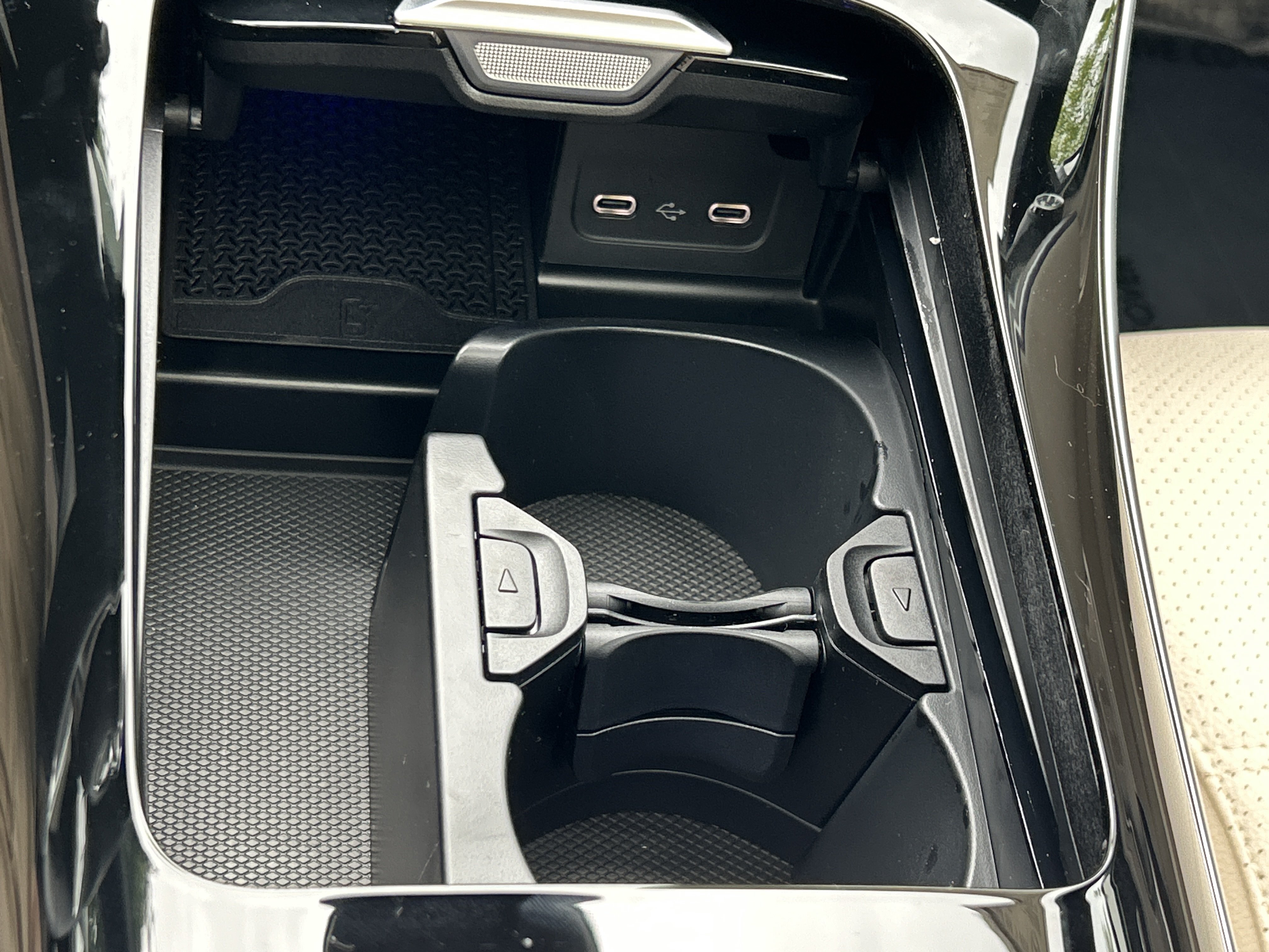 New 2026 Mercedes-Benz C 300 Sedan image 32