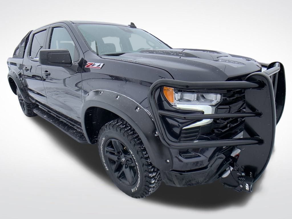 Used 2024 Chevrolet Silverado 1500 LT Trail Boss w/ Convenience Package II image 9