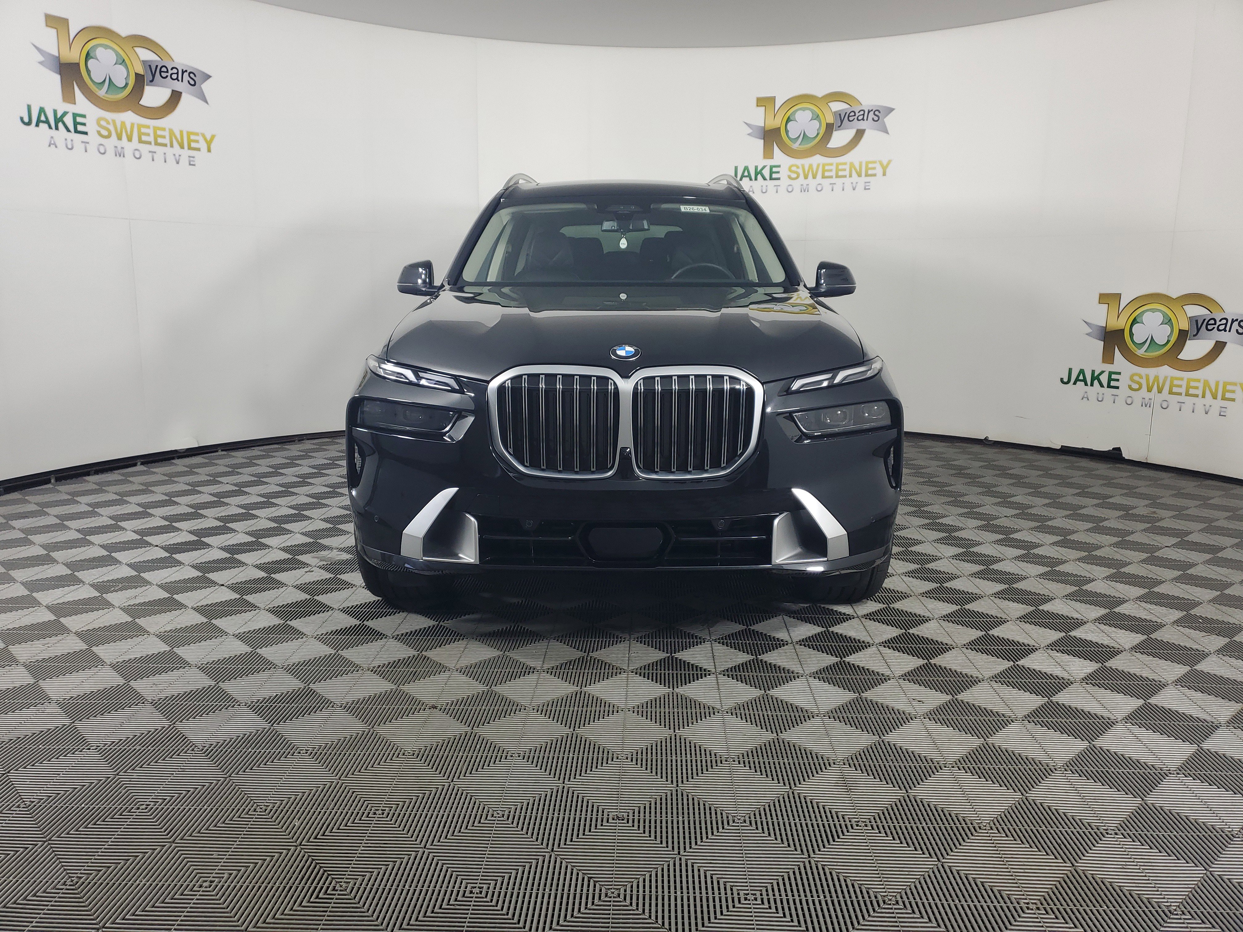 Used 2026 BMW X7 xDrive40i image 2