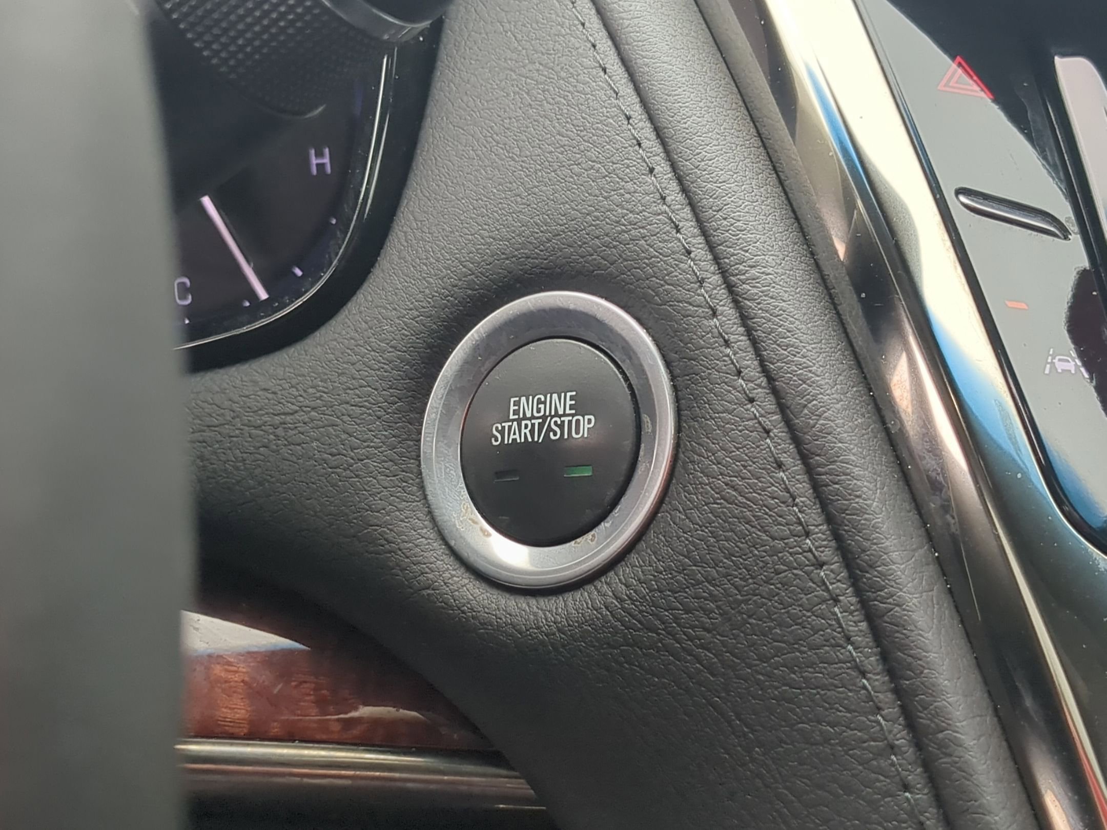 Certified 2015 Cadillac CTS Luxury RWD image 16