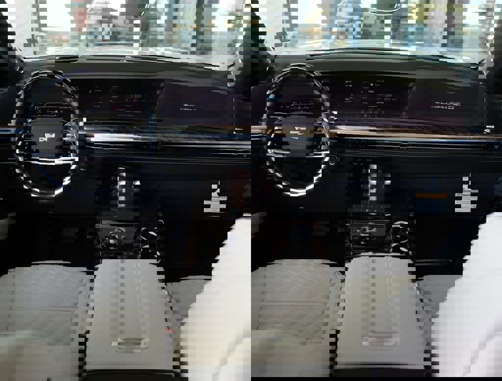 New 2026 Cadillac Escalade Platinum Luxury w/ LPO, Floor Liner Package image 26