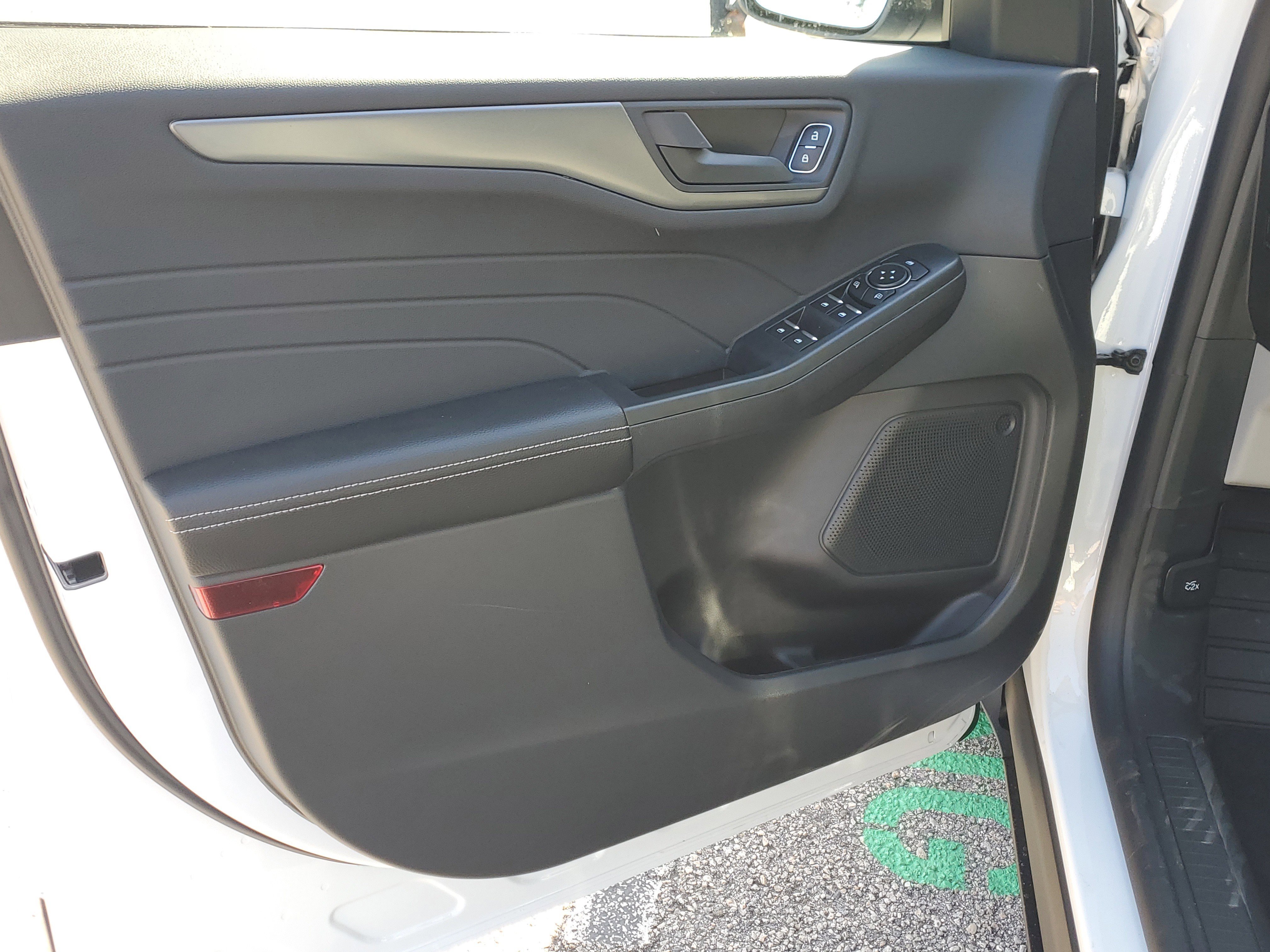 New 2026 Ford Escape Active FWD image 14