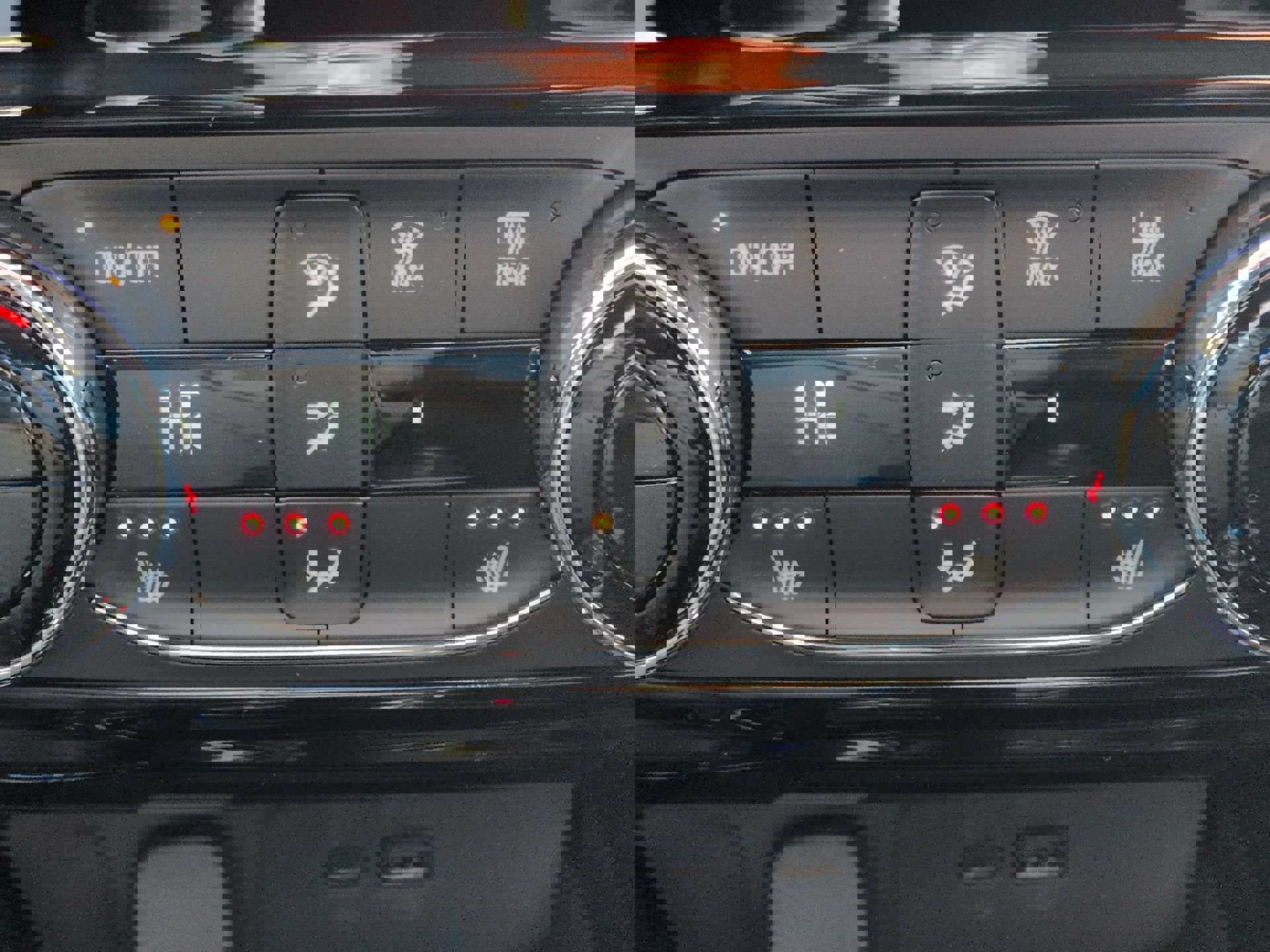 New 2026 Chevrolet Trax LT w/ Driver Confidence Package image 93