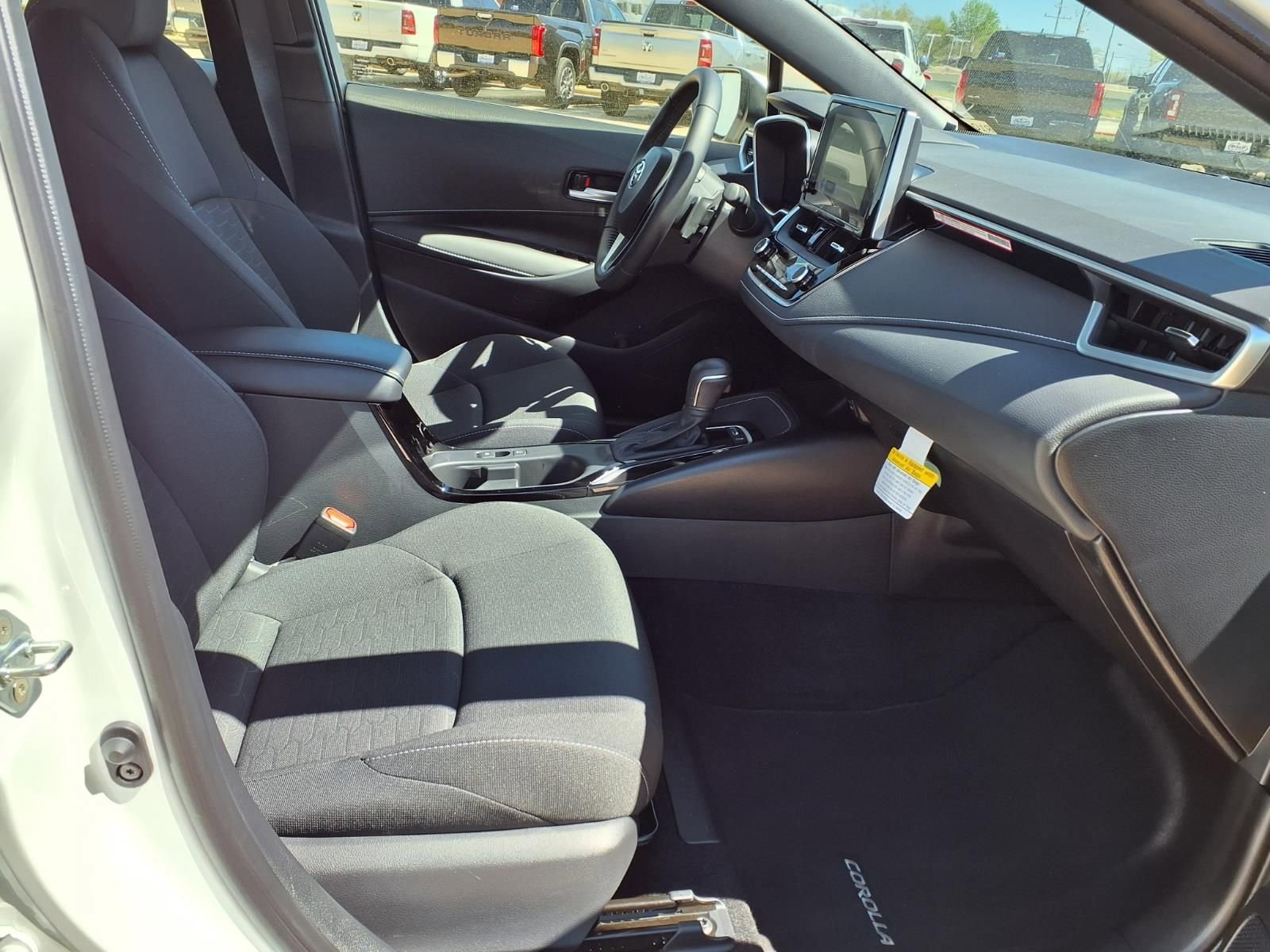 Certified 2025 Toyota Corolla SE image 19