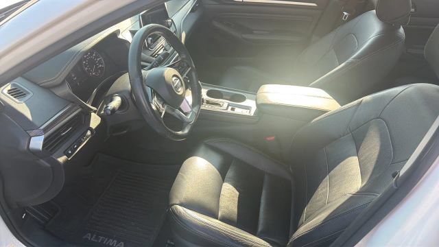 Used 2019 Nissan Altima 2.5 SL FWD image 9
