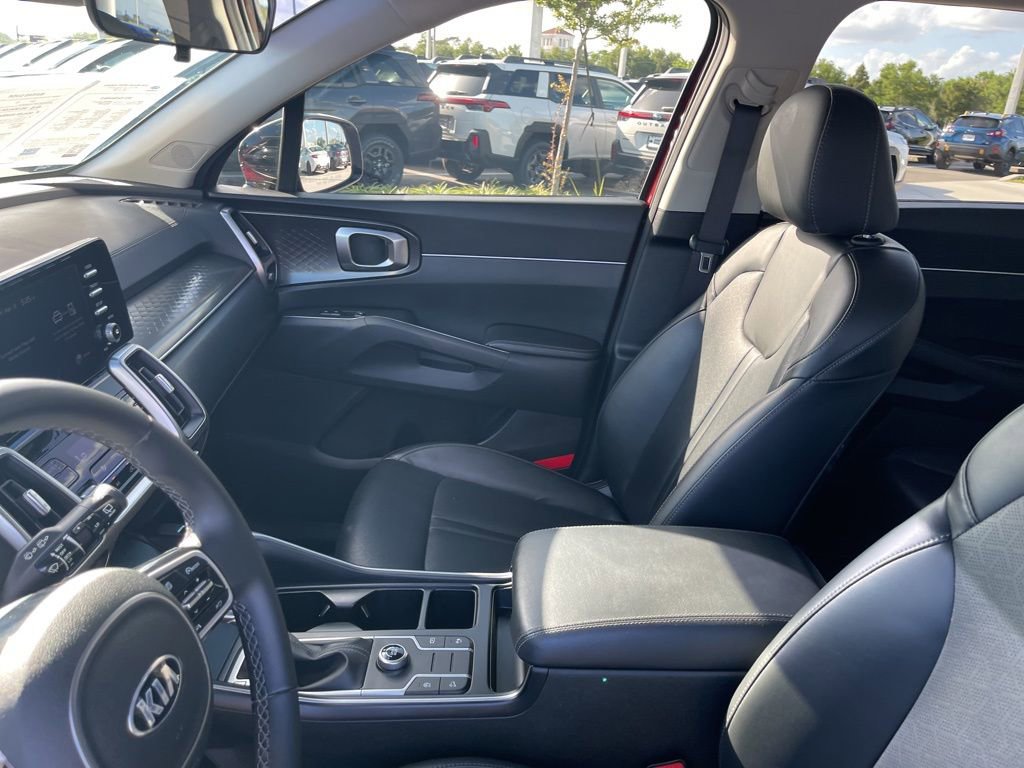 Used 2021 Kia Sorento S image 17