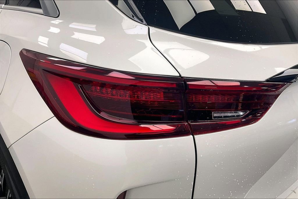 Used 2022 INFINITI QX50 Luxe w/ Appearance Package image 27